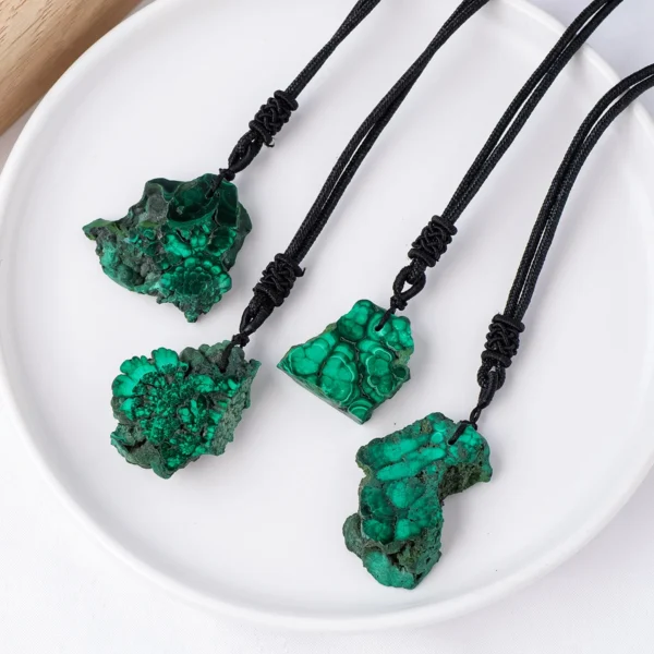 Malachite Raw Stone - Image 4